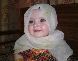 Variasi Unik Nama Bayi Perempuan Islami Modern 3 suku kata