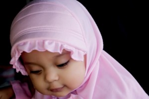 Kombinasi 3 kata Nama Indah Bayi Perempuan Islami