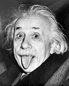 Kata-kata Bijak Kebahagiaan Albert Einstein